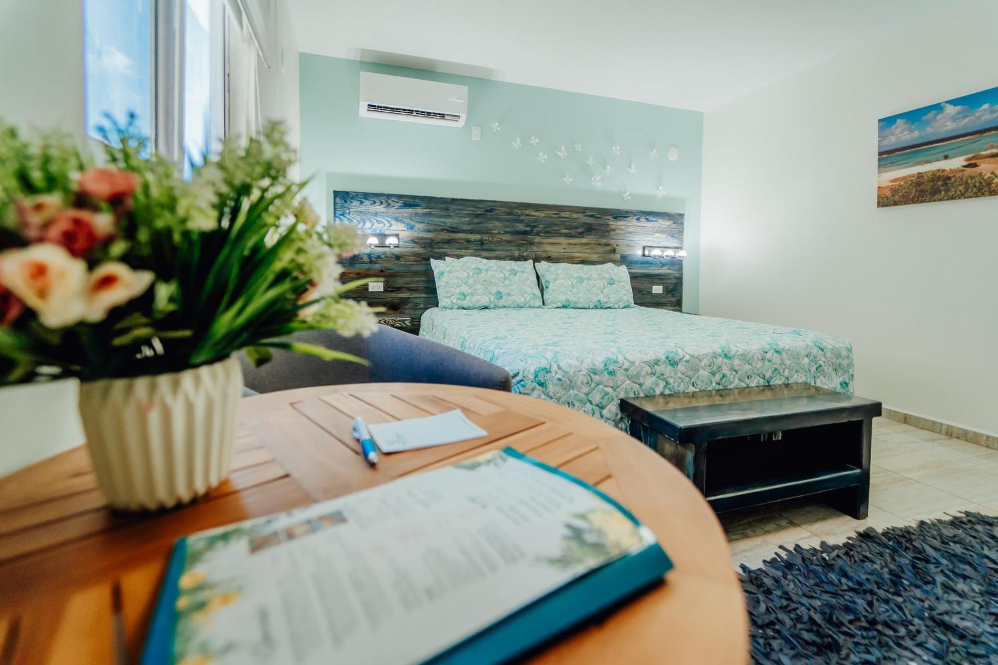 Hotel Rh Boutique Aruba Oranjestad Bagian luar foto