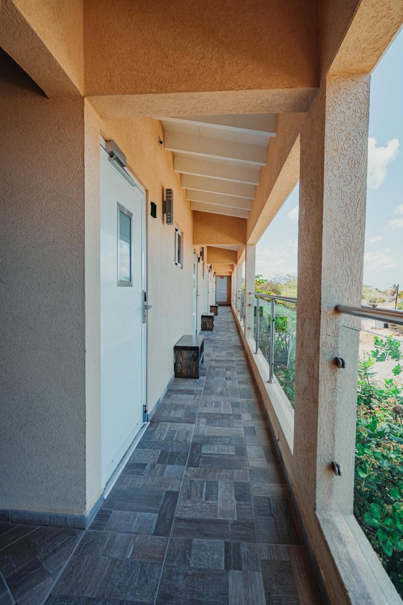 Hotel Rh Boutique Aruba Oranjestad Bagian luar foto